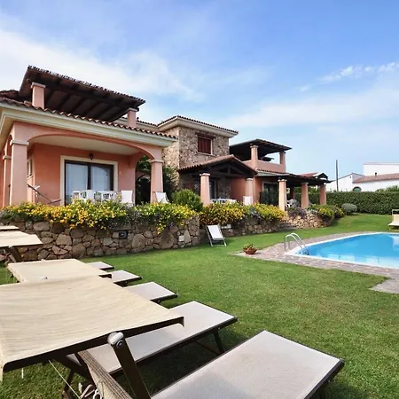 Aparthotel Le Dimore Di Nettuno 4*