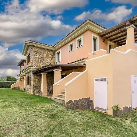 Le Dimore Di Nettuno Aparthotel