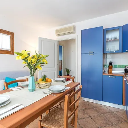 Le Dimore Di Nettuno Aparthotel 4*